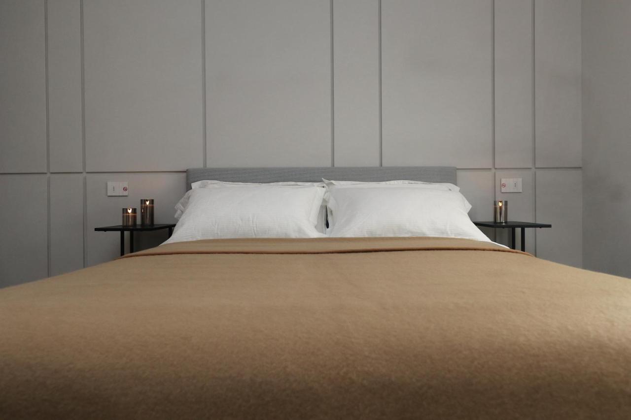 Charming & Luxurious Gem Apartment ออลเบีย ภายนอก รูปภาพ
