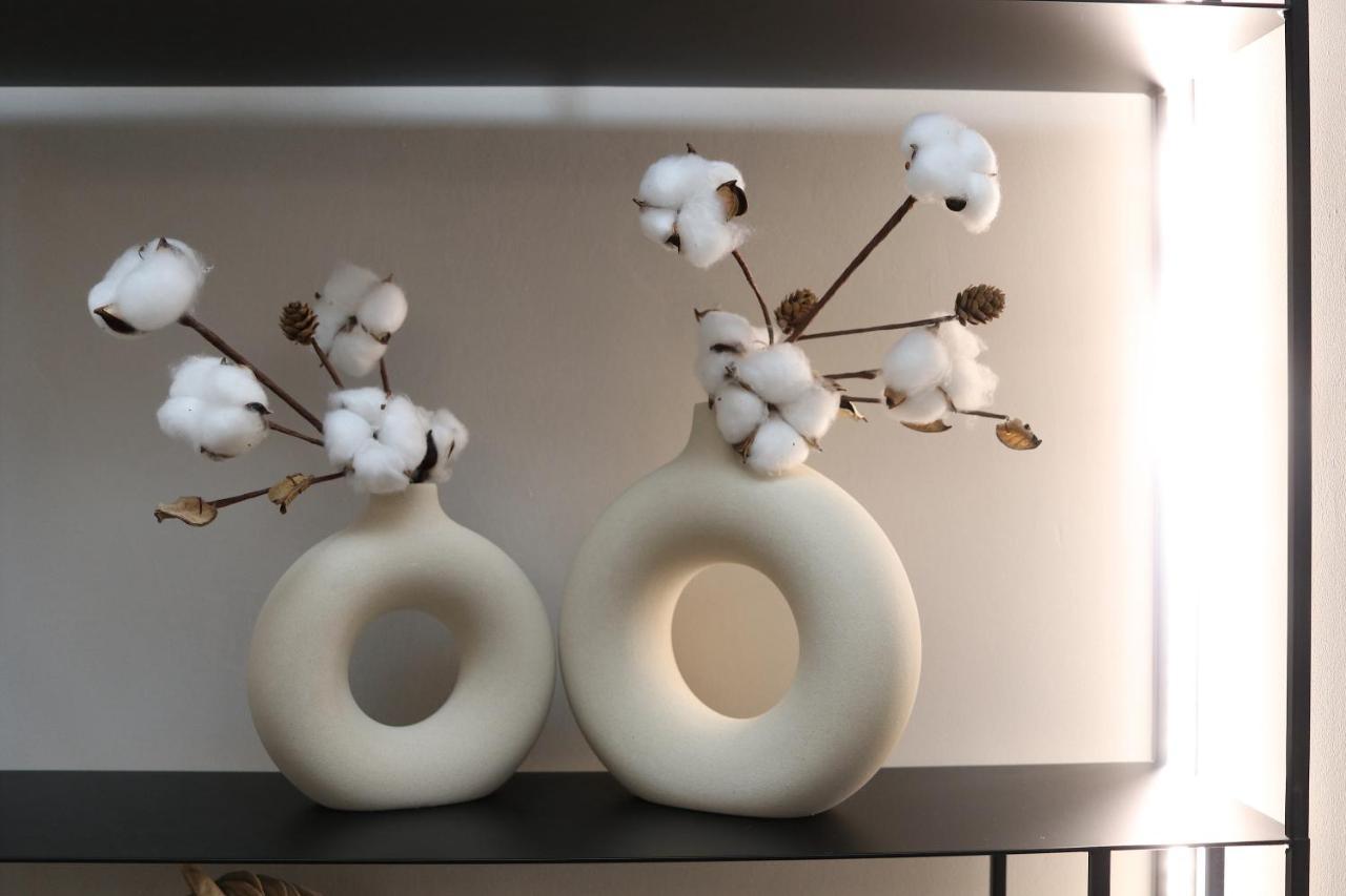 Charming & Luxurious Gem Apartment ออลเบีย ภายนอก รูปภาพ